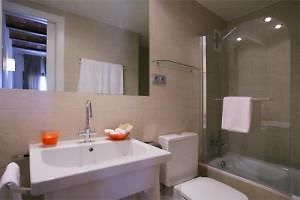 Aspasios Las Ramblas Apartments Barcelona Exterior photo