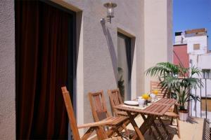 Aspasios Las Ramblas Apartments Barcelona Exterior photo